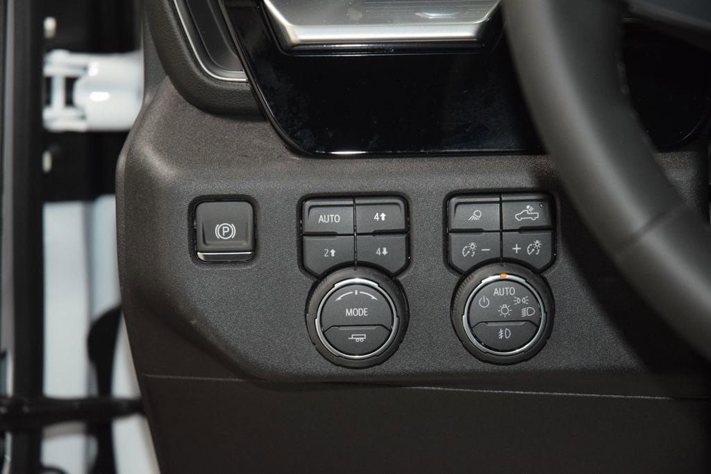 2026 Chevrolet Silverado 3500HD 4WD Crew Cab 172" LT - 23012358 - 39