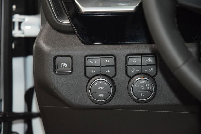 2026 Chevrolet Silverado 3500HD 4WD Crew Cab 172" LT - 23012358 - 39