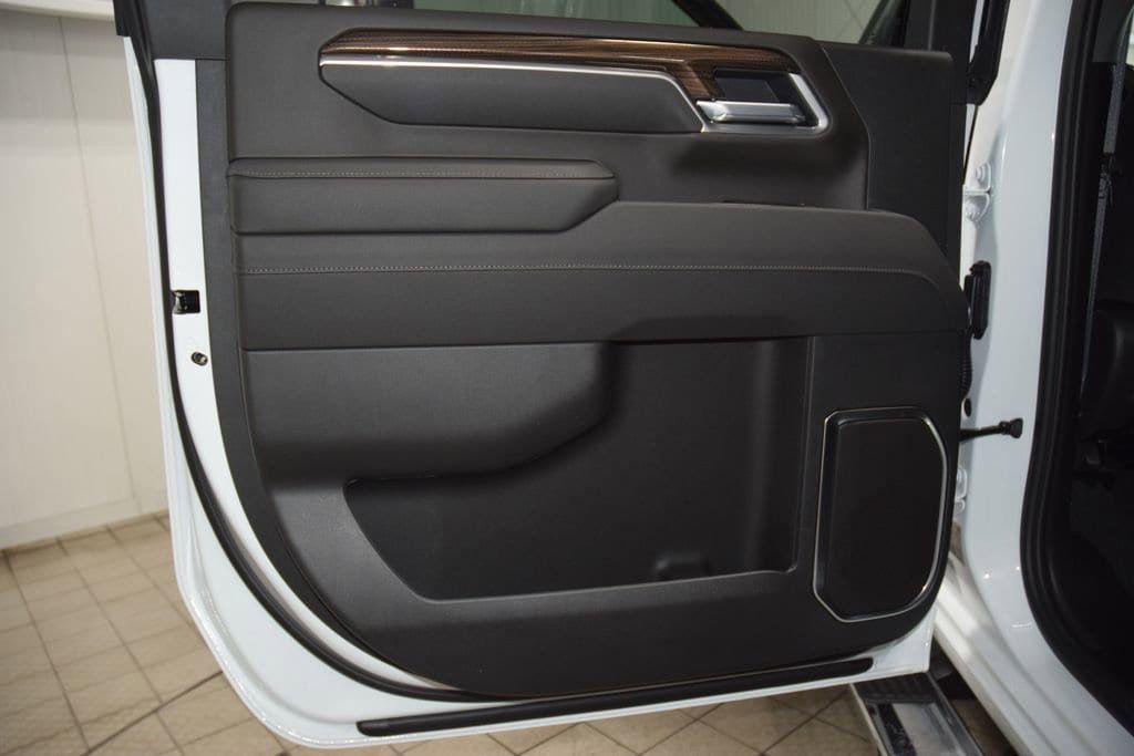 2026 Chevrolet Silverado 3500HD 4WD Crew Cab 172" LT - 23012358 - 47