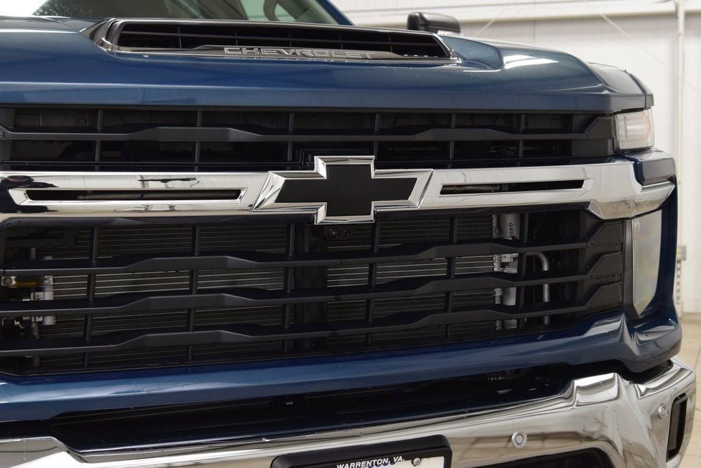 2026 Chevrolet Silverado 3500HD 4WD Crew Cab 172" LT - 23012359 - 10