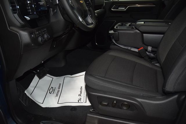 2026 Chevrolet Silverado 3500HD 4WD Crew Cab 172" LT - 23012359 - 42