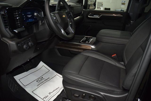 2026 Chevrolet Silverado 3500HD 4WD Crew Cab 172" LT - 23012367 - 42