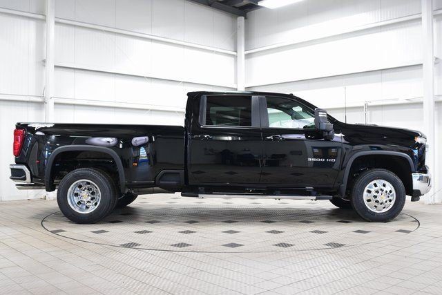 2026 Chevrolet Silverado 3500HD 4WD Crew Cab 172" LT - 23012367 - 8