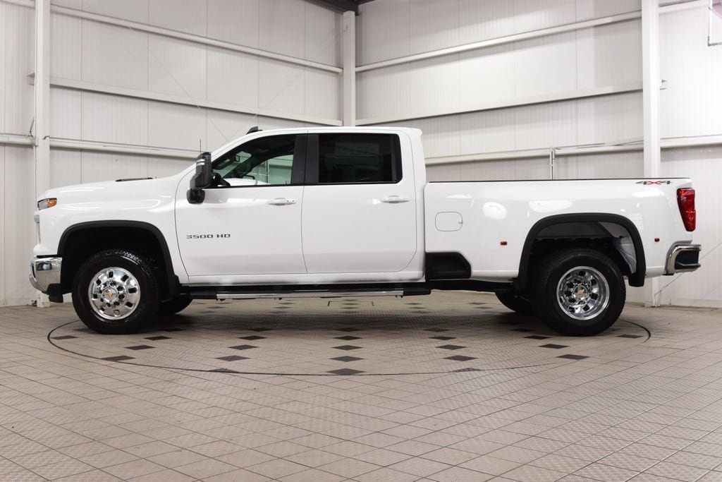 2026 Chevrolet Silverado 3500HD 4WD Crew Cab 172" LT - 23058632 - 3
