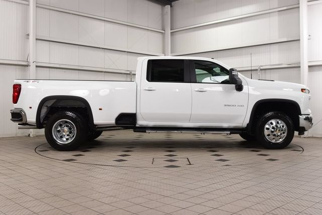2026 Chevrolet Silverado 3500HD 4WD Crew Cab 172" LT - 23058632 - 8