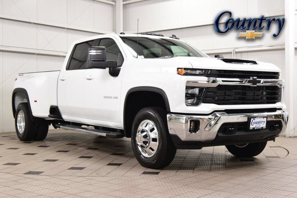 2026 Chevrolet Silverado 3500HD 4WD Crew Cab 172" LT - 23058633 | Video 1