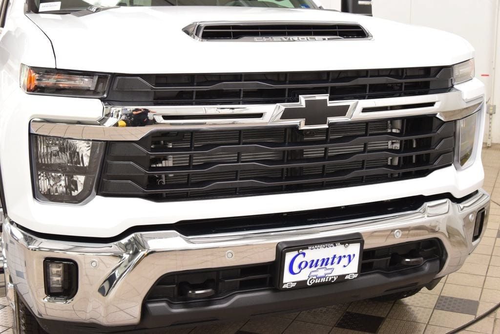 2026 Chevrolet Silverado 3500HD 4WD Crew Cab 172" LT - 23058633 - 12