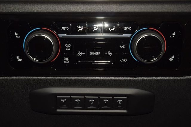 2026 Chevrolet Silverado 3500HD 4WD Crew Cab 172" LT - 23058633 - 36