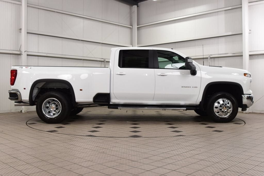 2026 Chevrolet Silverado 3500HD 4WD Crew Cab 172" LT - 23058633 - 8