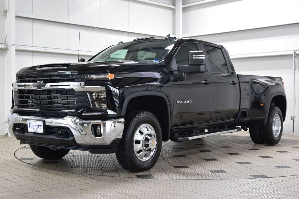 2026 Chevrolet Silverado 3500HD 4WD Crew Cab 172" LT - 23060063 - 2