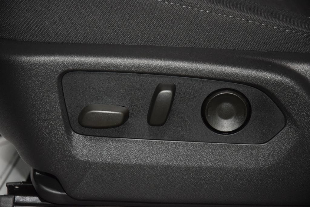 2026 Chevrolet Silverado 3500HD 4WD Crew Cab 172" LT - 23060063 - 44