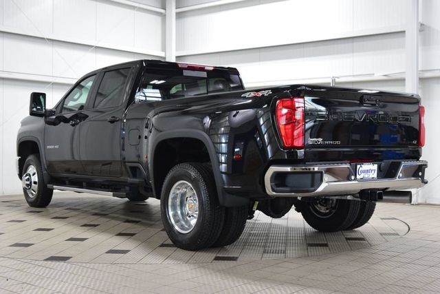 2026 Chevrolet Silverado 3500HD 4WD Crew Cab 172" LT - 23060063 - 5