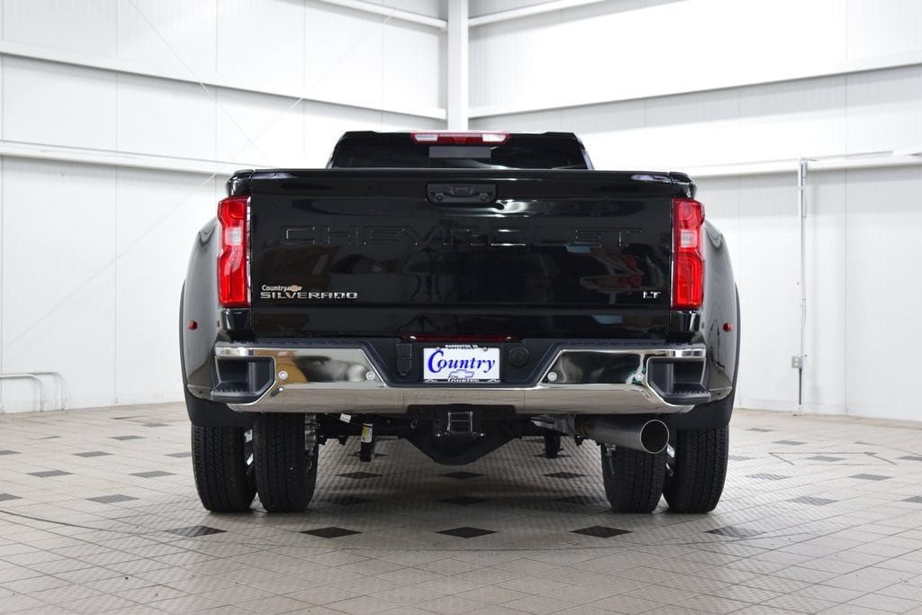 2026 Chevrolet Silverado 3500HD 4WD Crew Cab 172" LT - 23060063 - 6