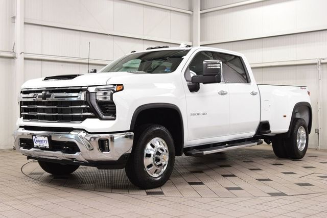 2026 Chevrolet Silverado 3500HD 4WD Crew Cab 172" LTZ - 23020028 - 2