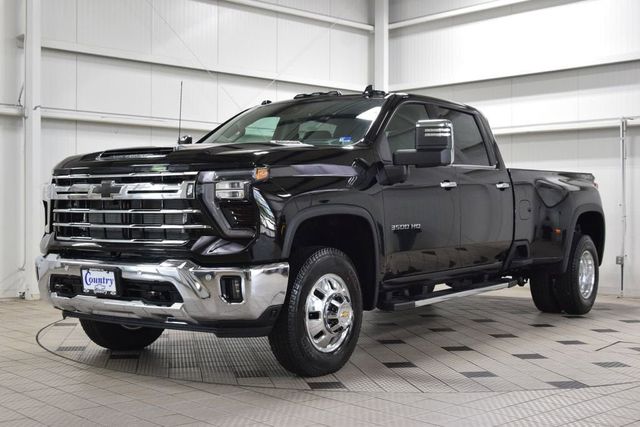 2026 Chevrolet Silverado 3500HD 4WD Crew Cab 172" LTZ - 23020029 - 2