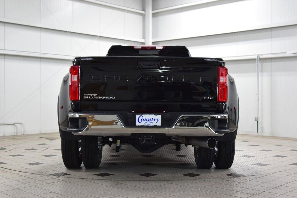 2026 Chevrolet Silverado 3500HD 4WD Crew Cab 172" LTZ - 23020029 - 6