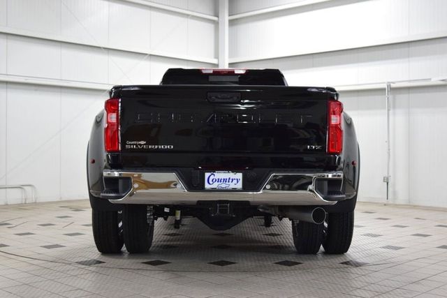 2026 Chevrolet Silverado 3500HD 4WD Crew Cab 172" LTZ - 23020029 - 6