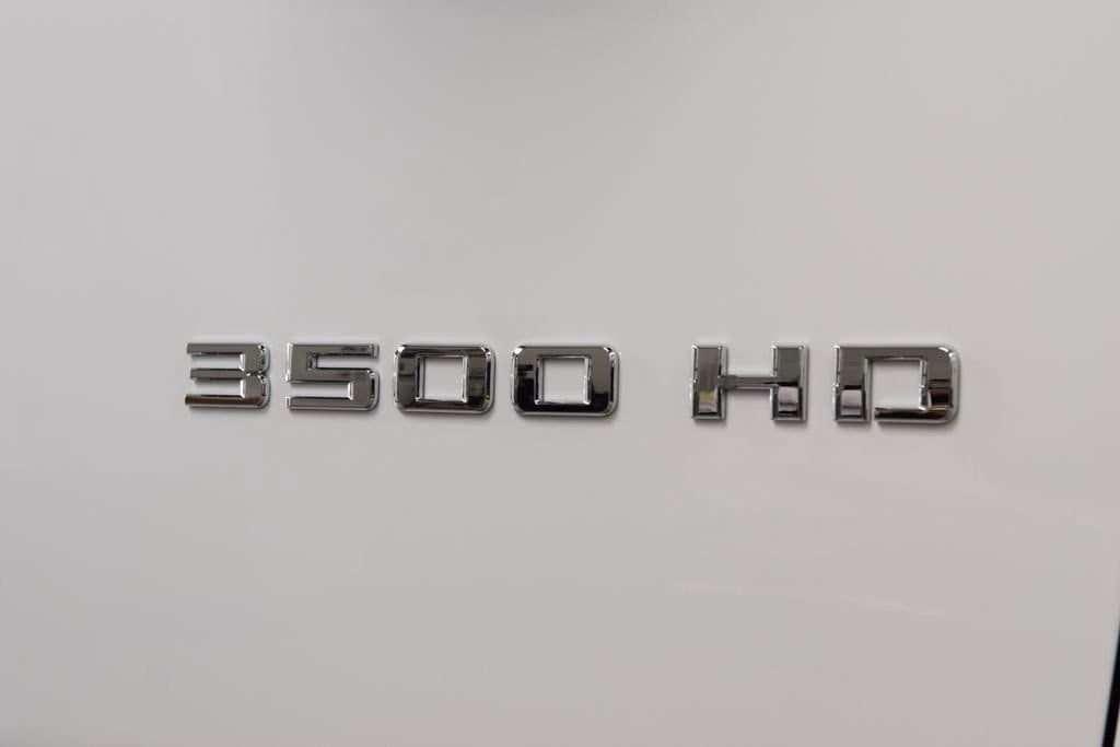 2026 Chevrolet Silverado 3500HD 4WD Crew Cab 172" Work Truck - 23012340 - 11