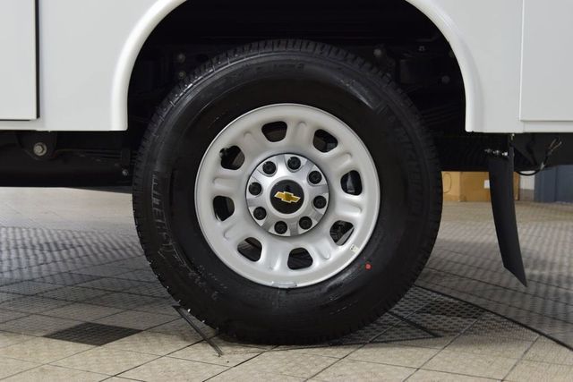2026 Chevrolet Silverado 3500HD 4WD Crew Cab 172" Work Truck - 23012340 - 22