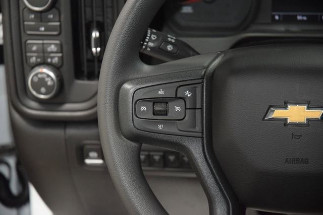 2026 Chevrolet Silverado 3500HD 4WD Crew Cab 172" Work Truck - 23012340 - 32