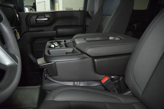 2026 Chevrolet Silverado 3500HD 4WD Crew Cab 172" Work Truck - 23012340 - 35