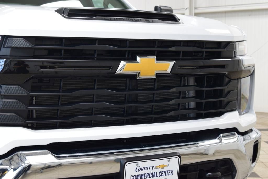 2026 Chevrolet Silverado 3500HD 4WD Crew Cab 172" Work Truck - 23012340 - 5