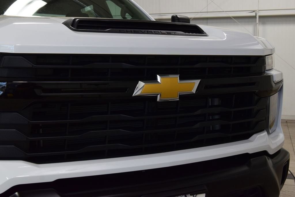 2026 Chevrolet Silverado 3500HD 4WD Crew Cab 172" Work Truck - 23012344 - 10