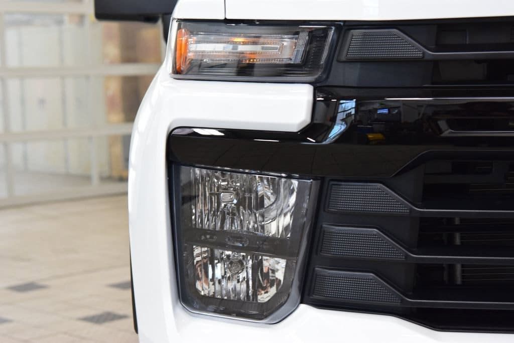 2026 Chevrolet Silverado 3500HD 4WD Crew Cab 172" Work Truck - 23012344 - 11