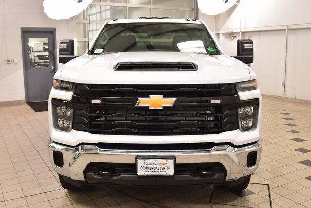 2026 Chevrolet Silverado 3500HD 4WD Crew Cab 172" Work Truck - 23012354 - 1