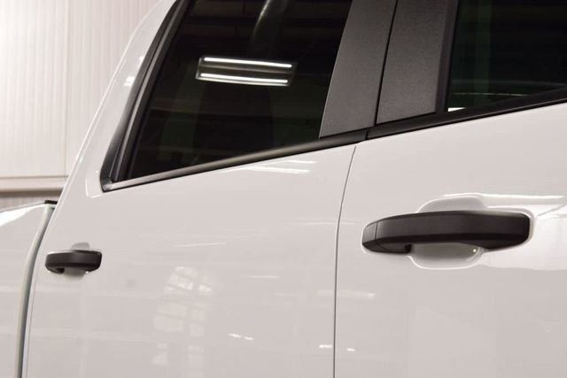 2026 Chevrolet Silverado 3500HD 4WD Crew Cab 172" Work Truck - 23012355 - 18