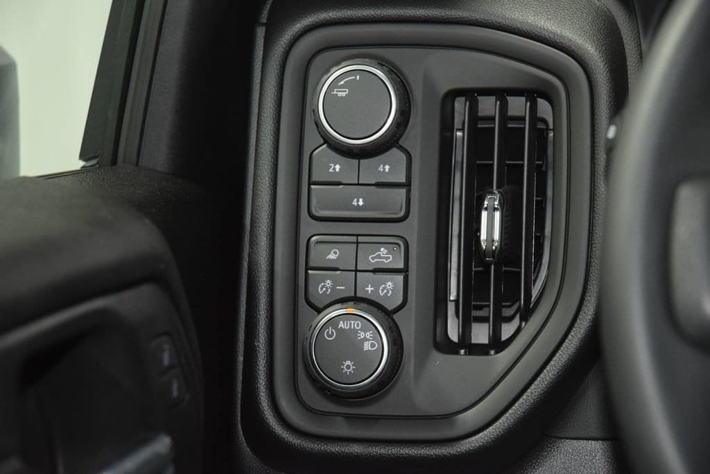 2026 Chevrolet Silverado 3500HD 4WD Crew Cab 172" Work Truck - 23012355 - 36