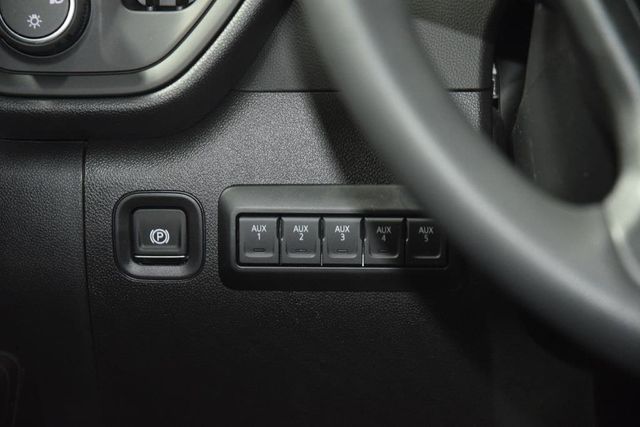 2026 Chevrolet Silverado 3500HD 4WD Crew Cab 172" Work Truck - 23012355 - 37