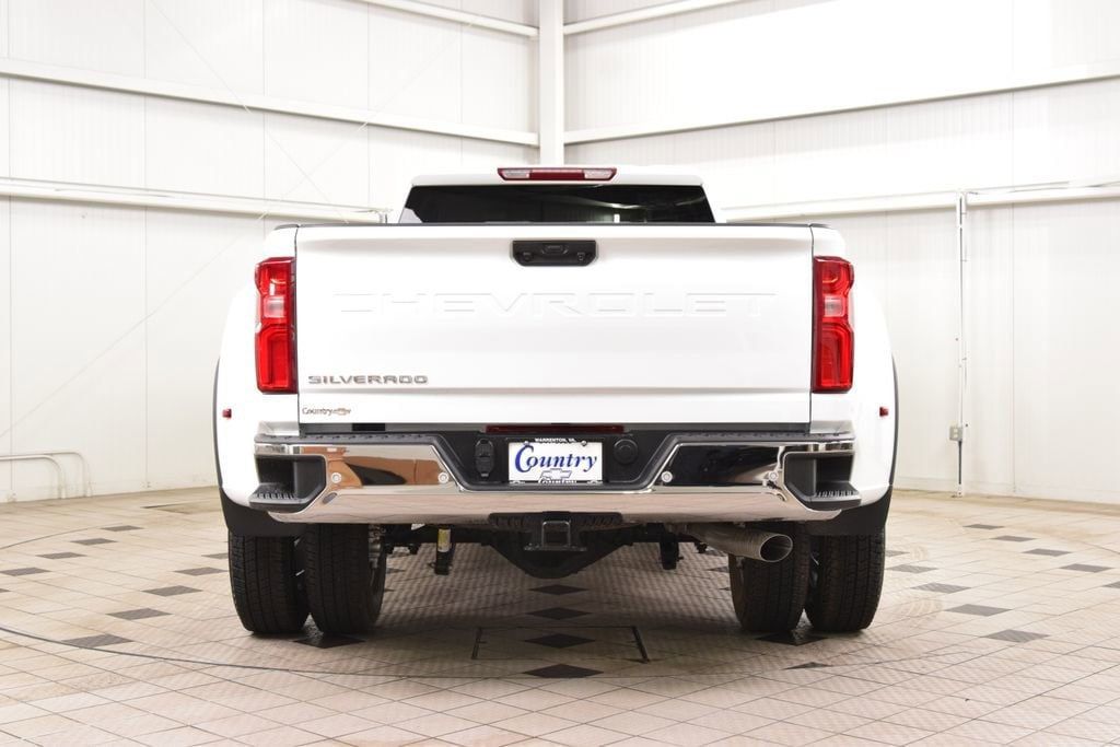 2026 Chevrolet Silverado 3500HD 4WD Crew Cab 172" Work Truck - 23012355 - 6