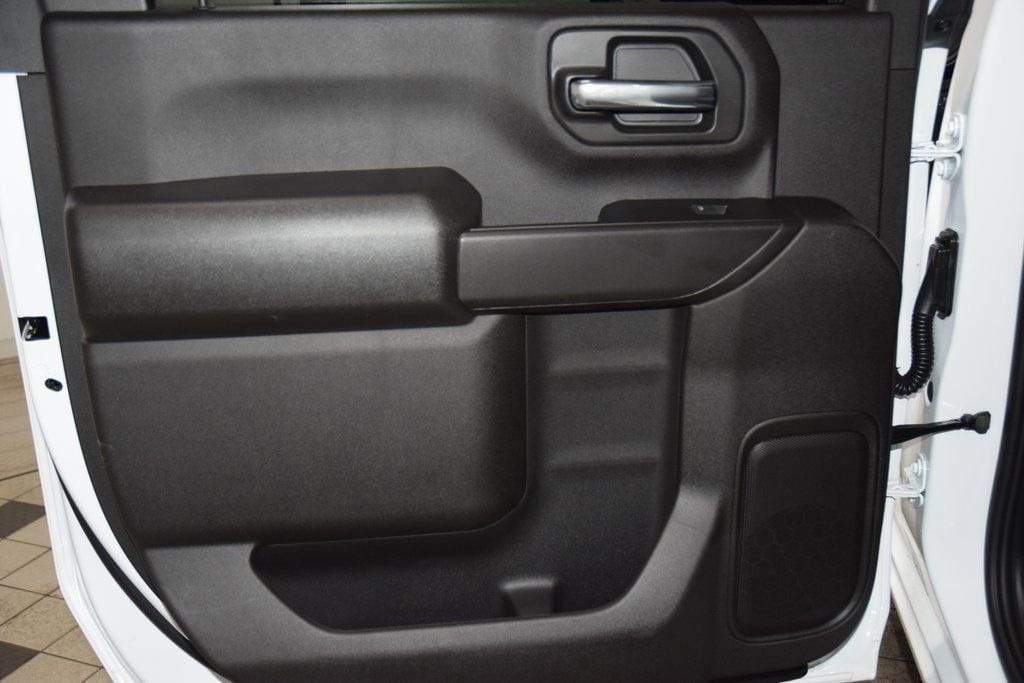 2026 Chevrolet Silverado 3500HD 4WD Crew Cab 172" Work Truck - 23012360 - 31