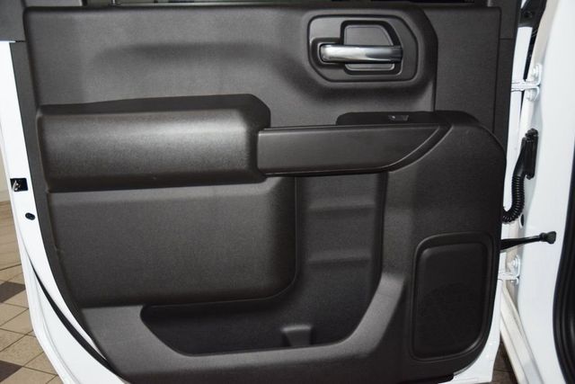 2026 Chevrolet Silverado 3500HD 4WD Crew Cab 172" Work Truck - 23012360 - 31