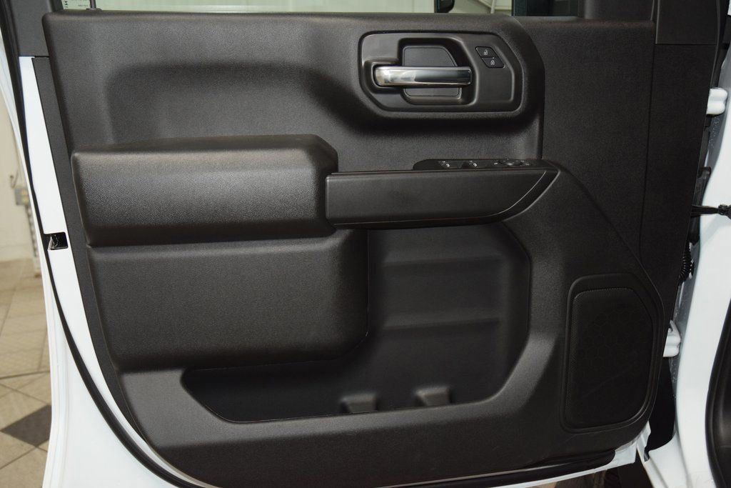 2026 Chevrolet Silverado 3500HD 4WD Crew Cab 172" Work Truck - 23012360 - 33