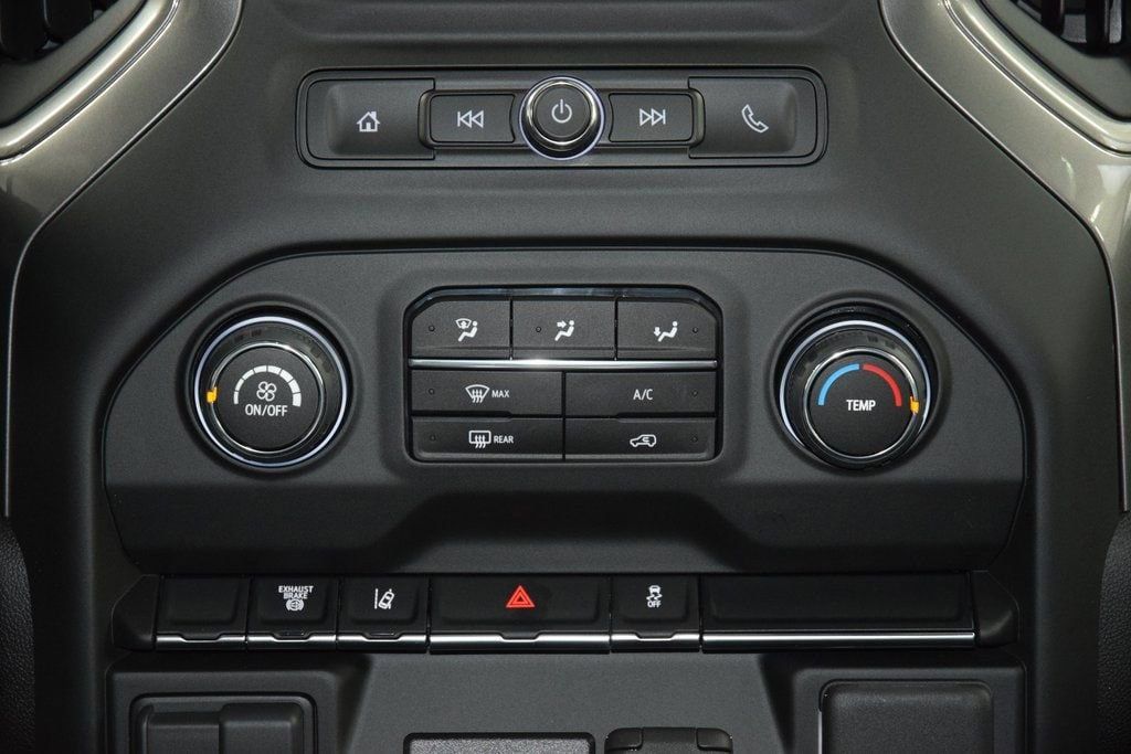 2026 Chevrolet Silverado 3500HD 4WD Crew Cab 172" Work Truck - 23012361 - 22