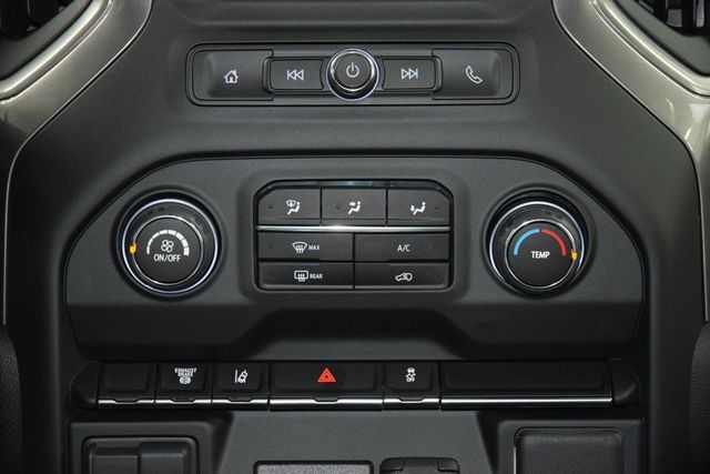 2026 Chevrolet Silverado 3500HD 4WD Crew Cab 172" Work Truck - 23012361 - 22