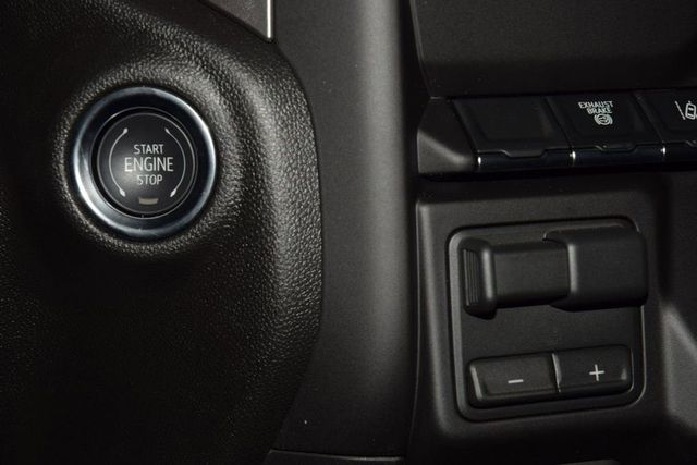 2026 Chevrolet Silverado 3500HD 4WD Crew Cab 172" Work Truck - 23012361 - 23