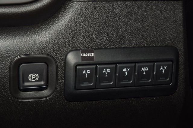 2026 Chevrolet Silverado 3500HD 4WD Crew Cab 172" Work Truck - 23012361 - 25