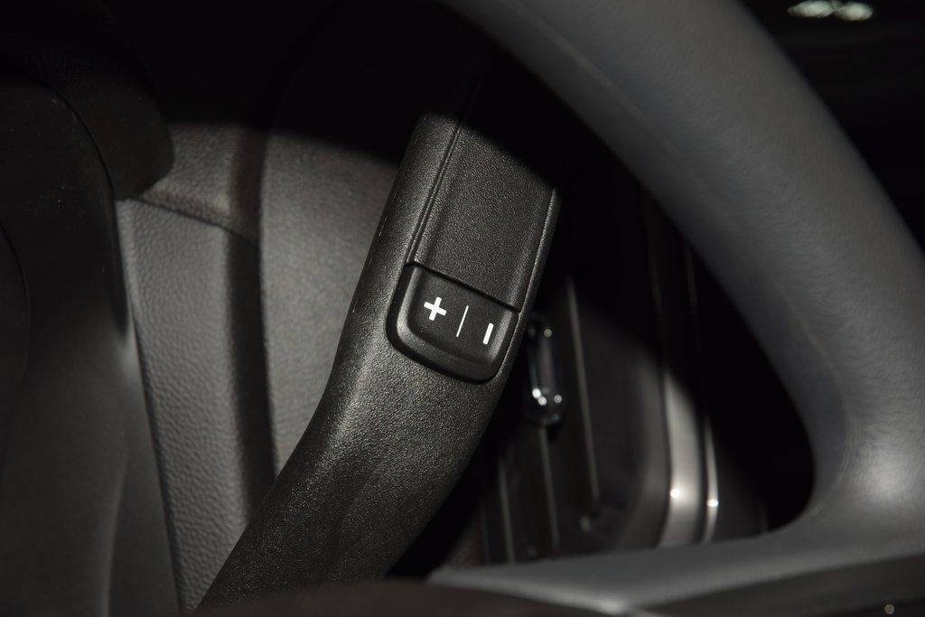 2026 Chevrolet Silverado 3500HD 4WD Crew Cab 172" Work Truck - 23012361 - 28