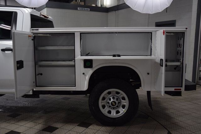 2026 Chevrolet Silverado 3500HD 4WD Crew Cab 172" Work Truck - 23012361 - 40