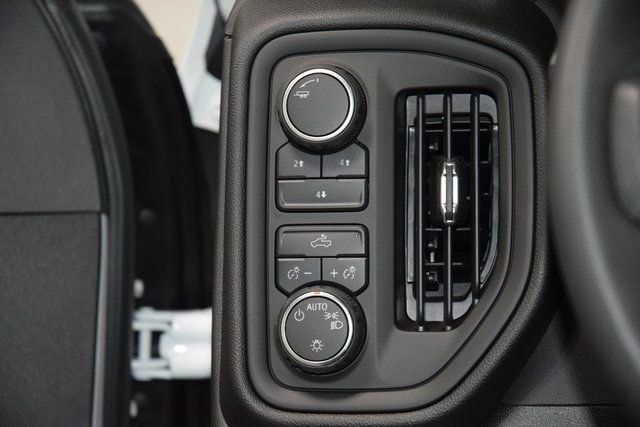 2026 Chevrolet Silverado 3500HD 4WD Crew Cab 172" Work Truck - 23012362 - 26