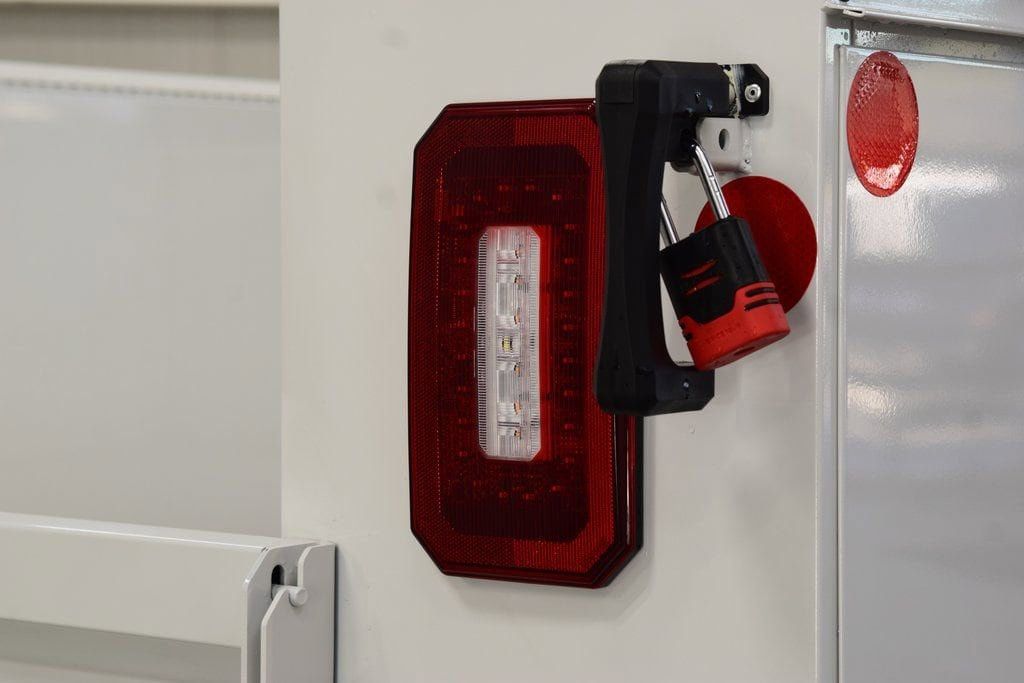 2026 Chevrolet Silverado 3500HD 4WD Crew Cab 172" Work Truck - 23012364 - 14