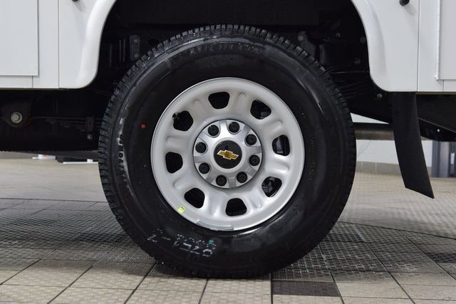 2026 Chevrolet Silverado 3500HD 4WD Crew Cab 172" Work Truck - 23012364 - 19