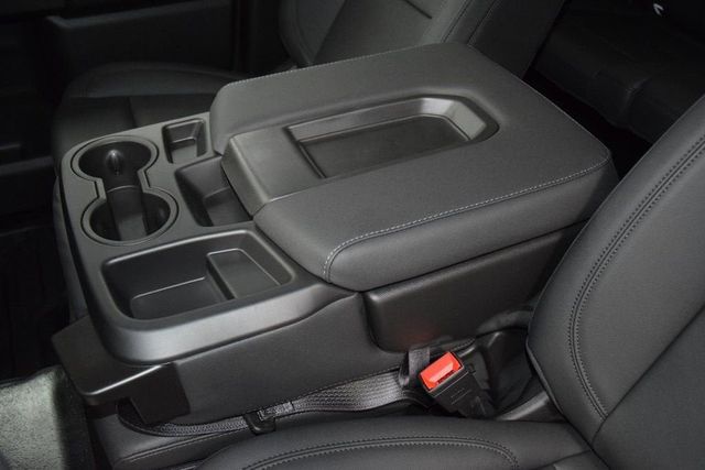 2026 Chevrolet Silverado 3500HD 4WD Crew Cab 172" Work Truck - 23012364 - 32