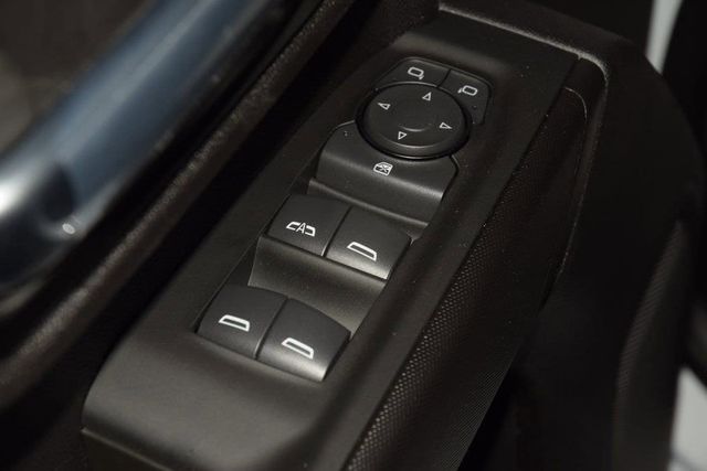 2026 Chevrolet Silverado 3500HD 4WD Crew Cab 172" Work Truck - 23012364 - 38