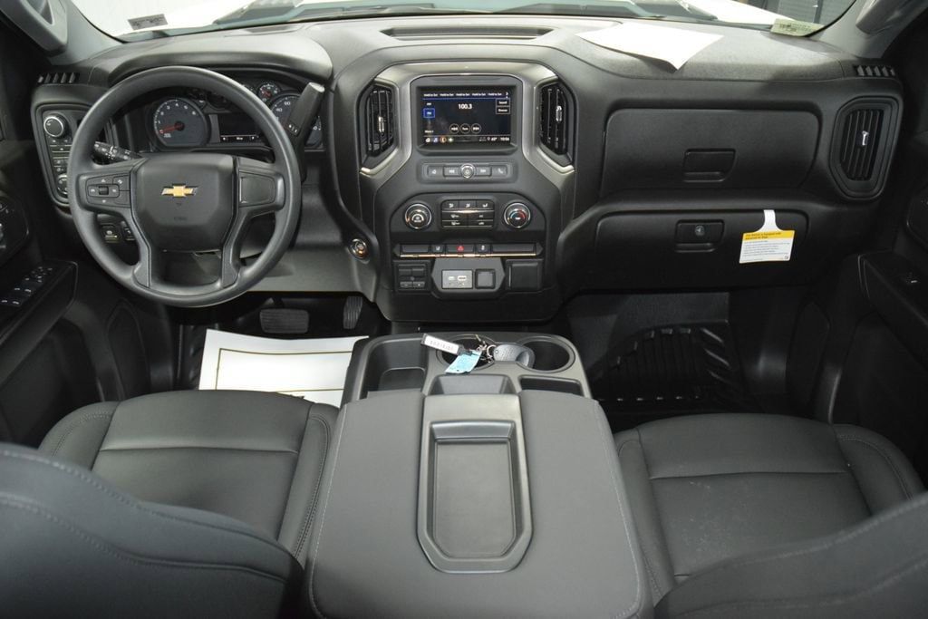 2026 Chevrolet Silverado 3500HD 4WD Crew Cab 172" Work Truck - 23012365 - 25