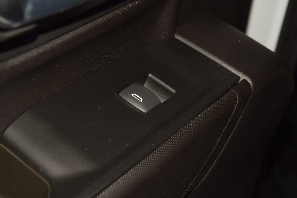 2026 Chevrolet Silverado 3500HD 4WD Crew Cab 172" Work Truck - 23012365 - 38