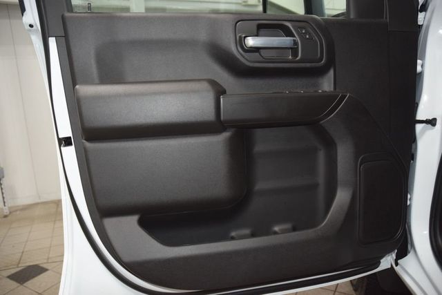 2026 Chevrolet Silverado 3500HD 4WD Crew Cab 172" Work Truck - 23012365 - 39